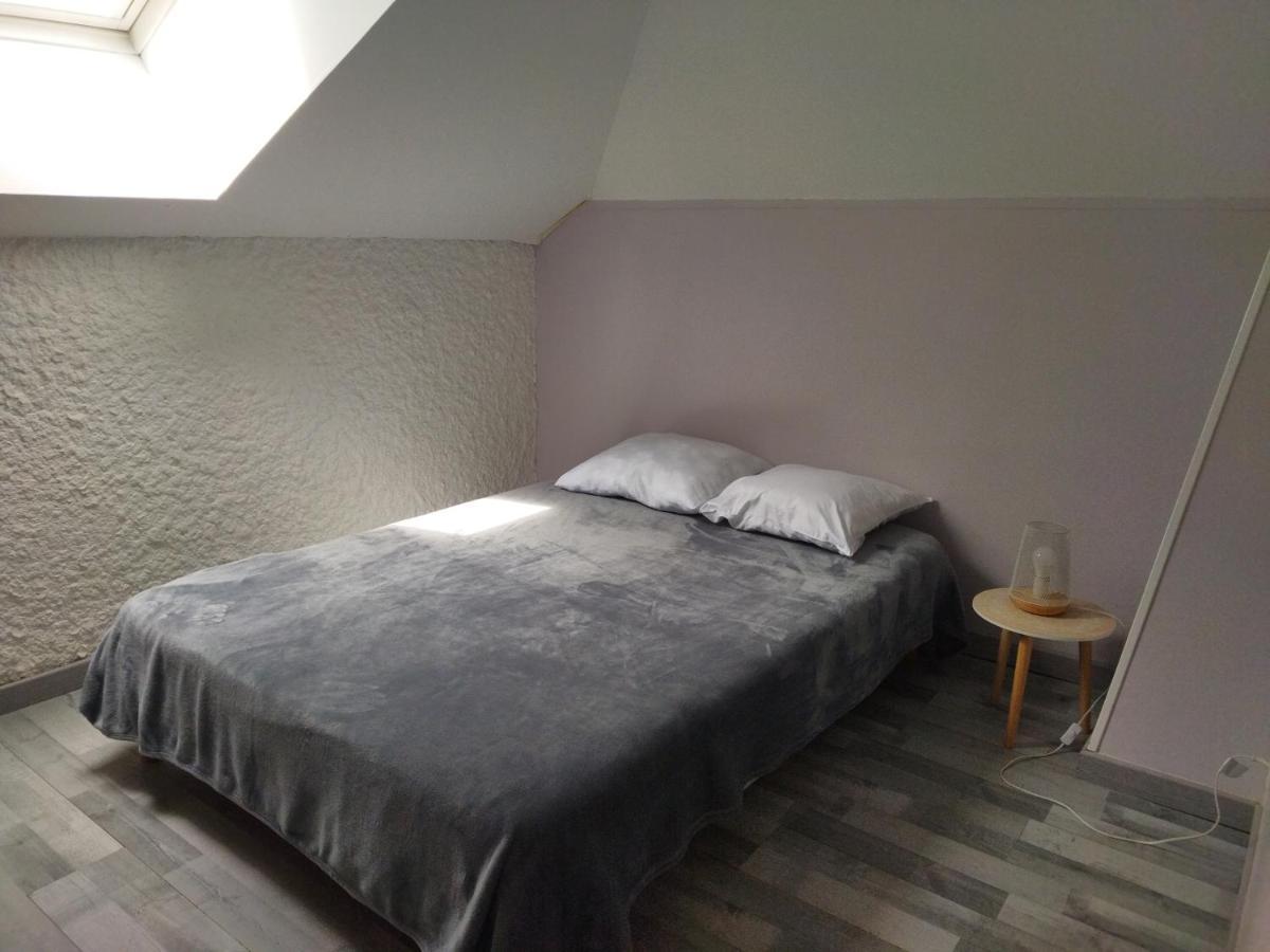 Les Fortelles Chatillon-sur-Broue Bagian luar foto