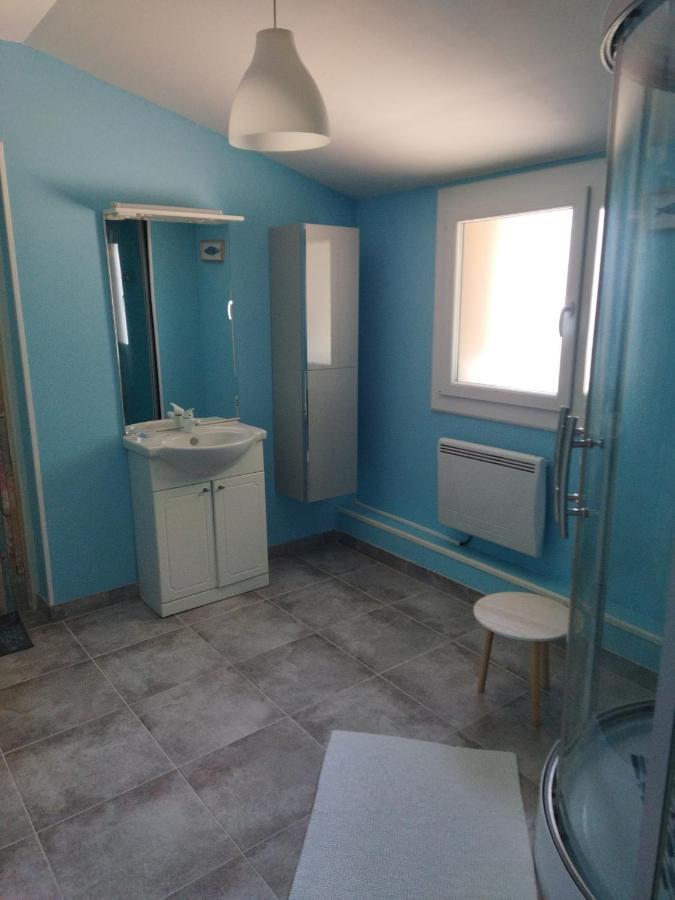 Les Fortelles Chatillon-sur-Broue Bagian luar foto